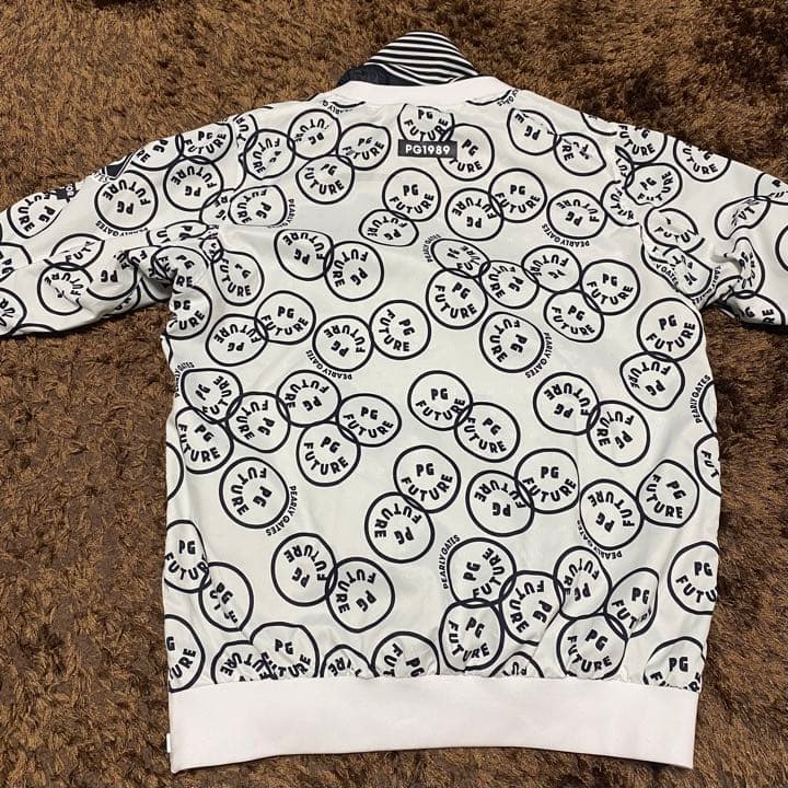 パーリーゲイツ　ツインスニード　ニコ柄　サイズM