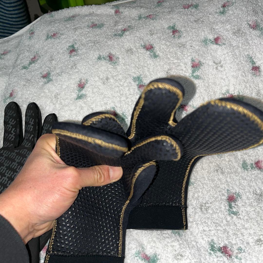 サーフィン　グローブ　ロイヤル Lサイズ3mm　パタゴニア2mmサイズL