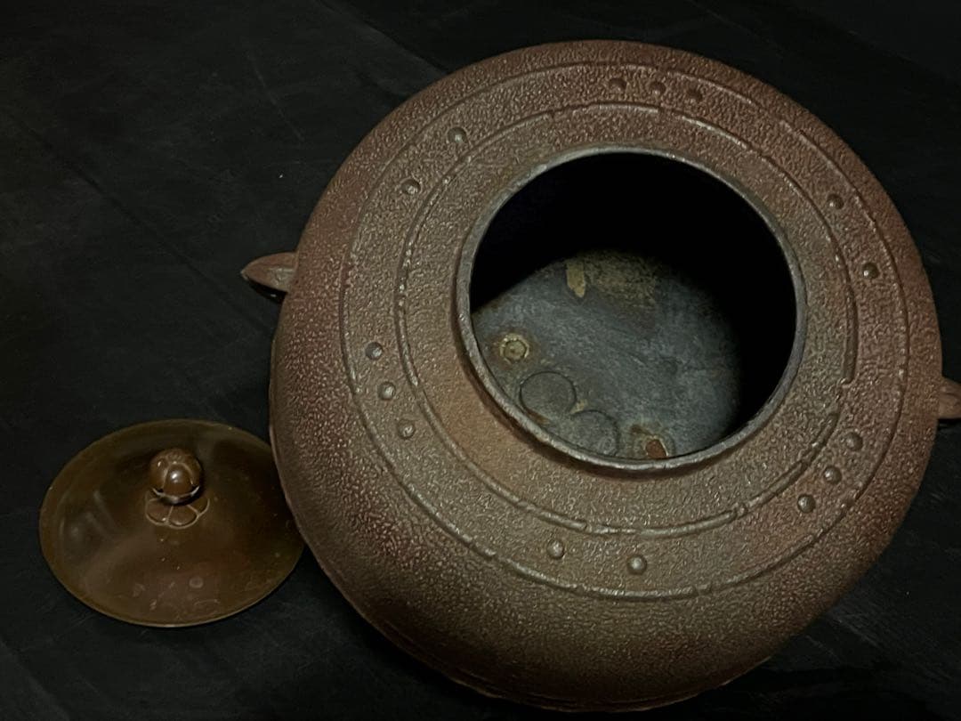 「母」 萬代屋釜 釜師 敬典 炉釜 共箱 茶道具 （107A）