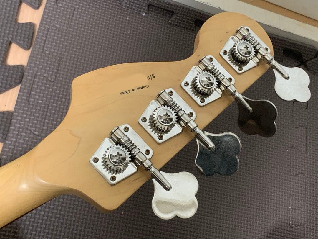 Squire by fender JB スクワイヤー ベース jazz ジャズ