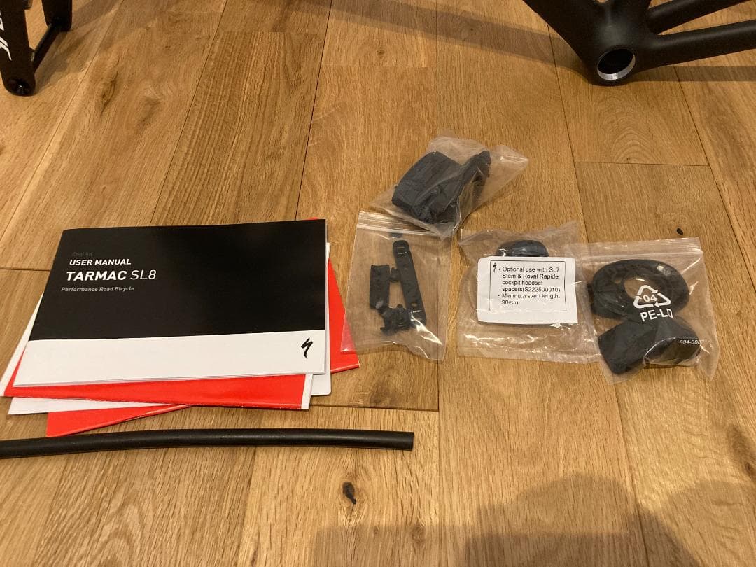 スペシャライズド TARMAC SL 8 RIVAL AXS 52 ROVAL