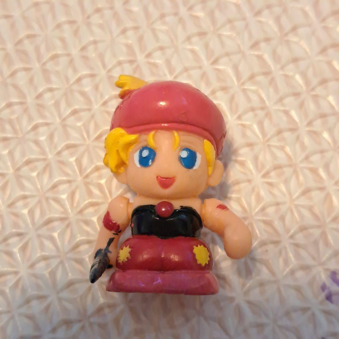 ファイナルファンタジー　リルム　キャラクター　ピンク　フィギュア　FF6