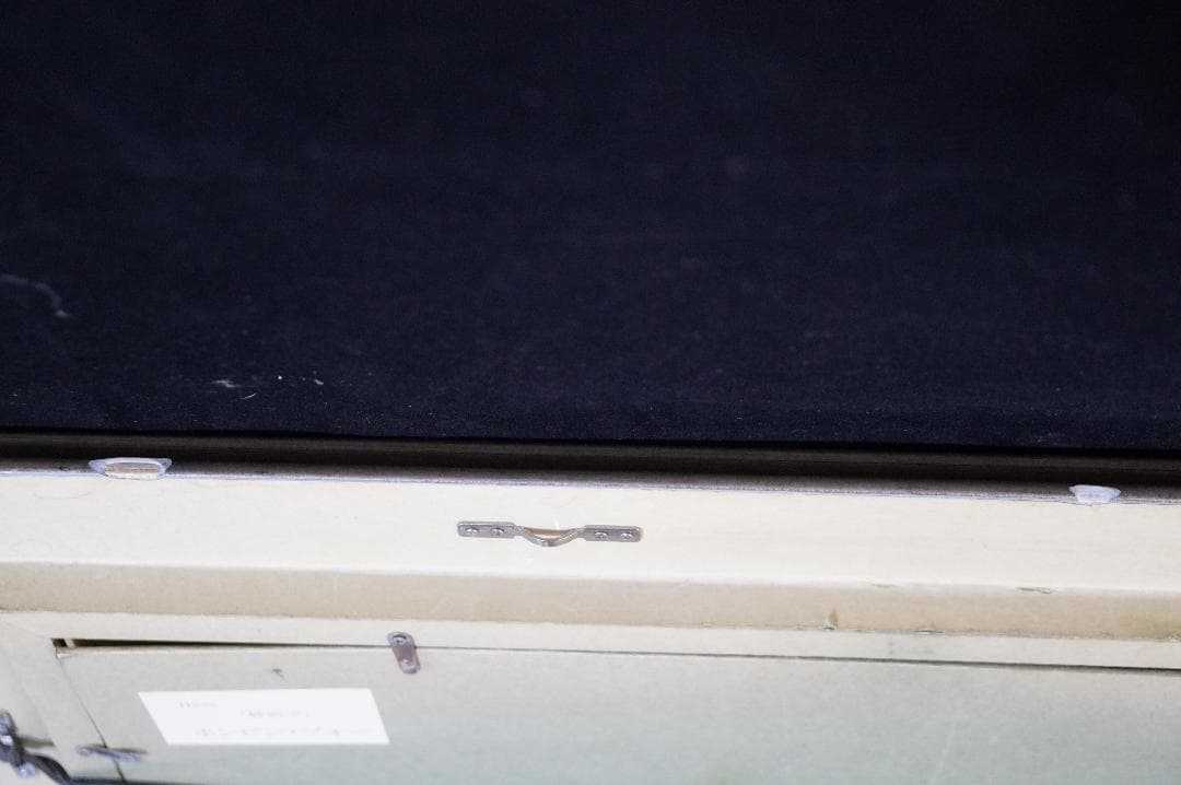 ホンビン・ヅォーHongbin Zhao砂浜で◆油彩◆額装◆直筆サイン◆箱付