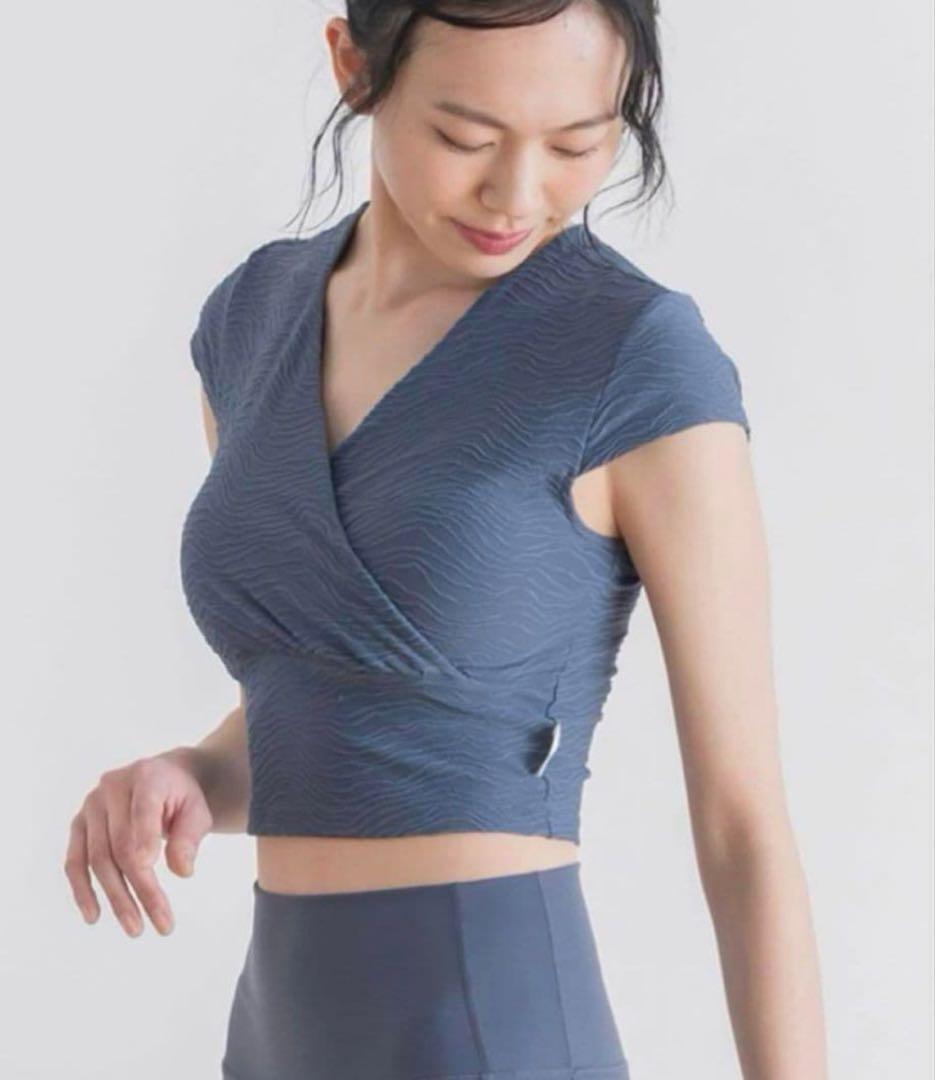 新品★SUKALA スモークブルーキャップスリープトップス Sサイズ ヨガウェア