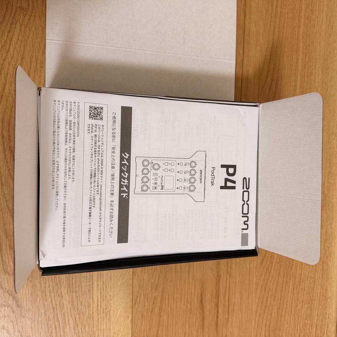 ZOOM PodTrak P4 ポッドキャスト用レコーダー