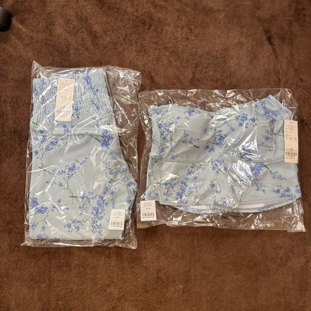 ラバ　SUKALA ヨガウェアＬ　 トップ&レギンス