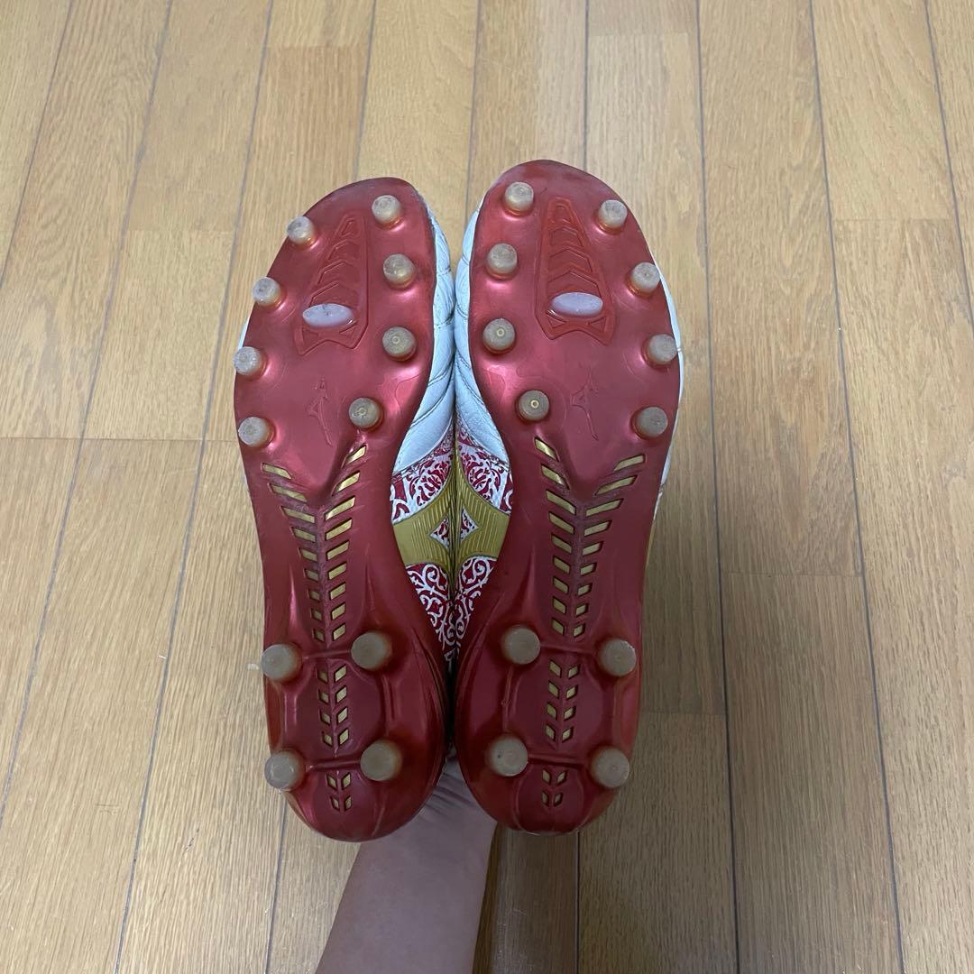 ミズノ　モレリアネオ4β　セルヒオラモス