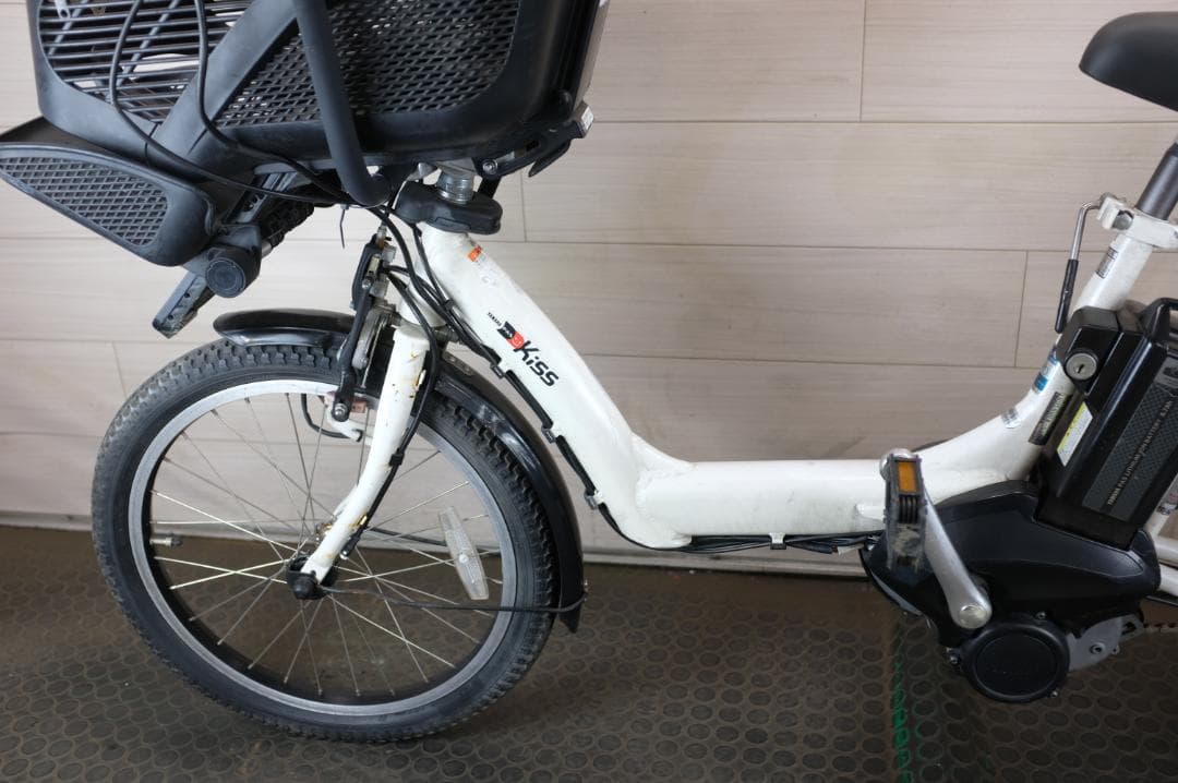 電動自転車ヤマハPAS　KISS　20インチ3段　8.7Ah（4点灯）充電器あり