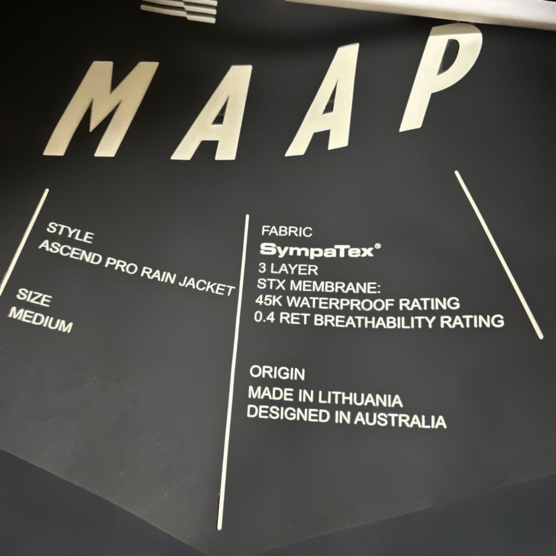 ウェア  Ascend Pro Rain Jacket with