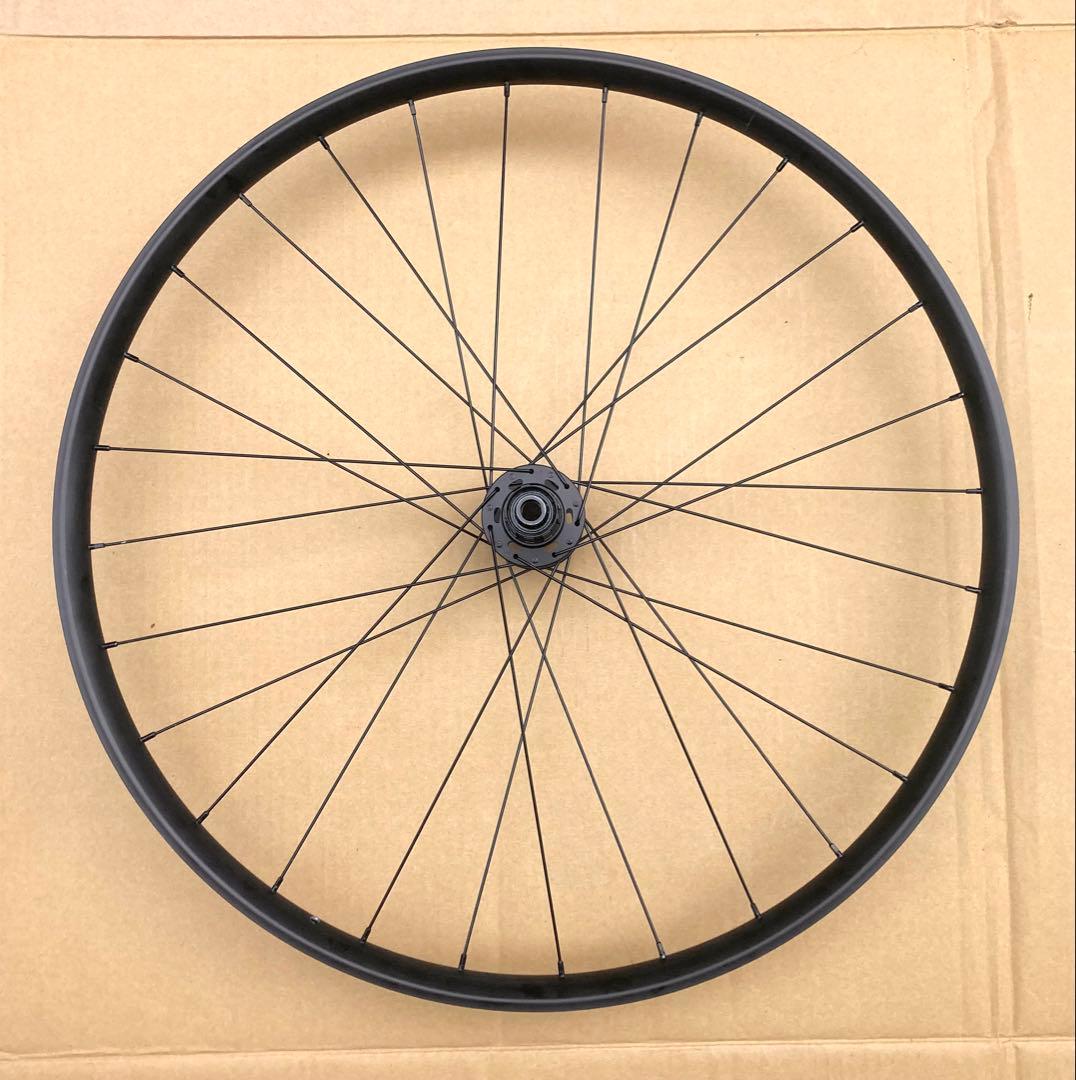 美品!!29 ブースト 15×110 12×148 /スペシャライズド