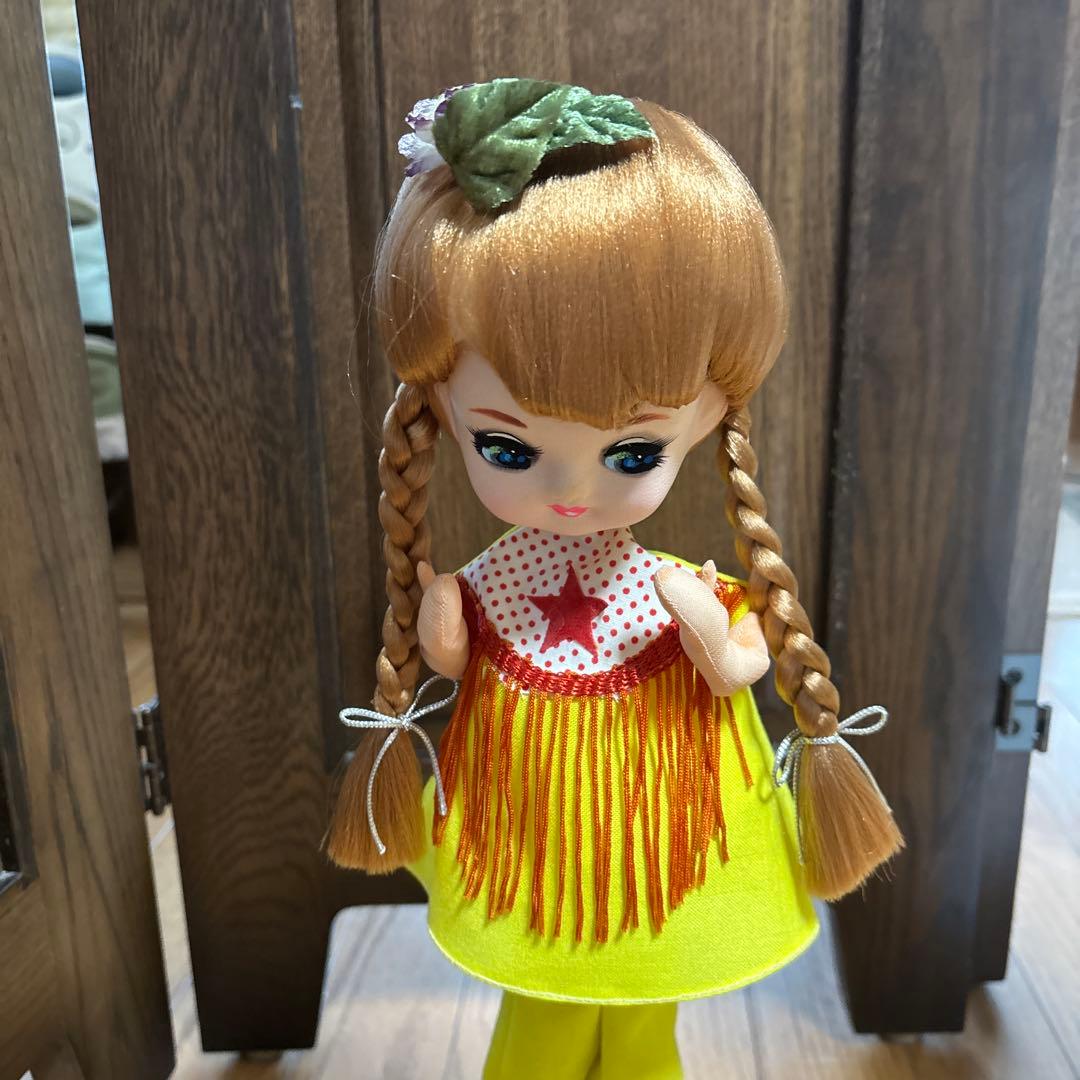 昭和 レトロ ポーズ人形 アンティーク ドール ロングヘア 女の子 飾り ケース