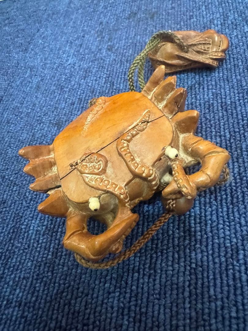 1689  蟹印籠　根付　時代物