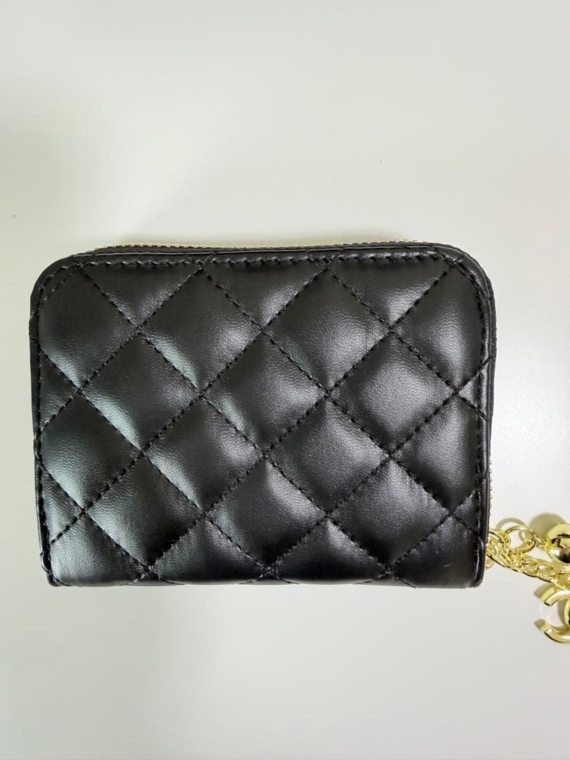 CHANEL ブラックレザー財布 キルティング ノベルティ