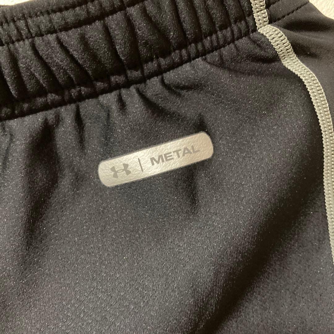 アンダーアーマー　コンプレッション　メタル