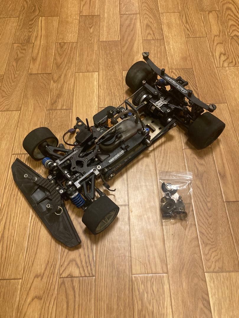 無限精機エンジンカー　ラジコン　MTX4R レーシングコンバージョン