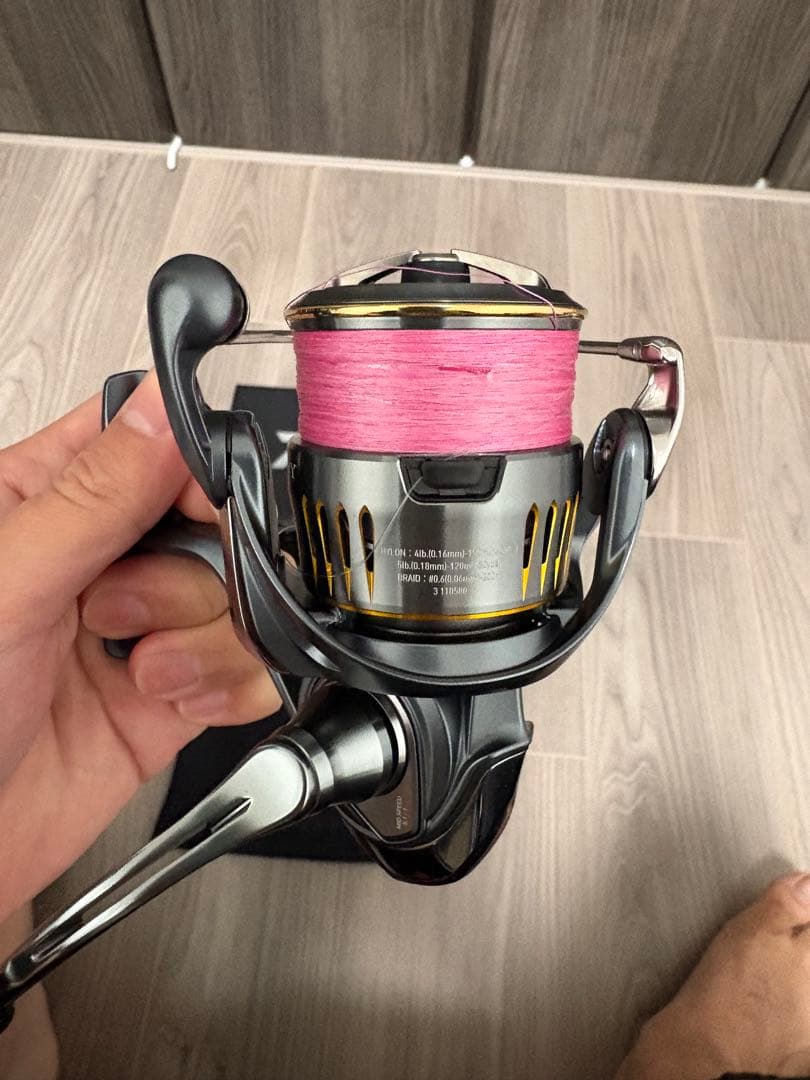 ジャイヤン　DAIWA AIRITY 2500 スピニングリール