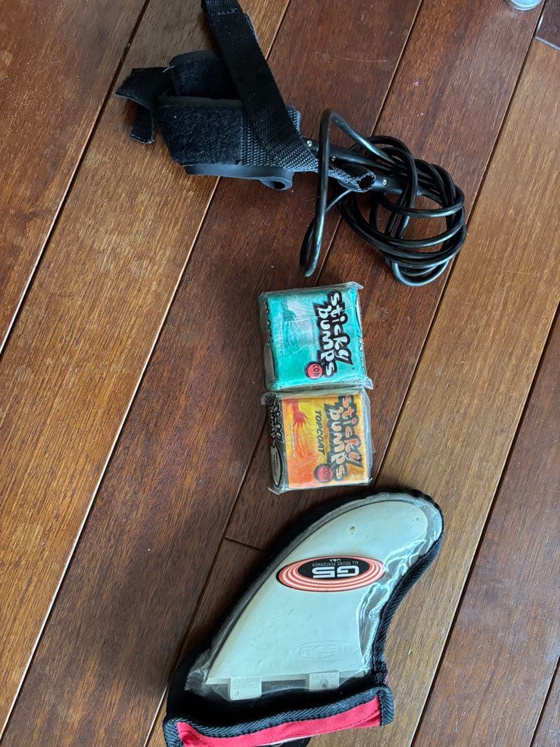 ショートボード　ケリートコロ　全長186センチ　ケース、フィン、コードセット