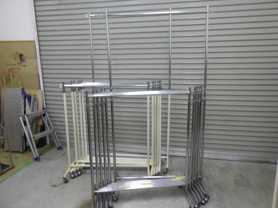 【直接引き取り限定】 ハンガーラック １６台セット 催事 店舗什器