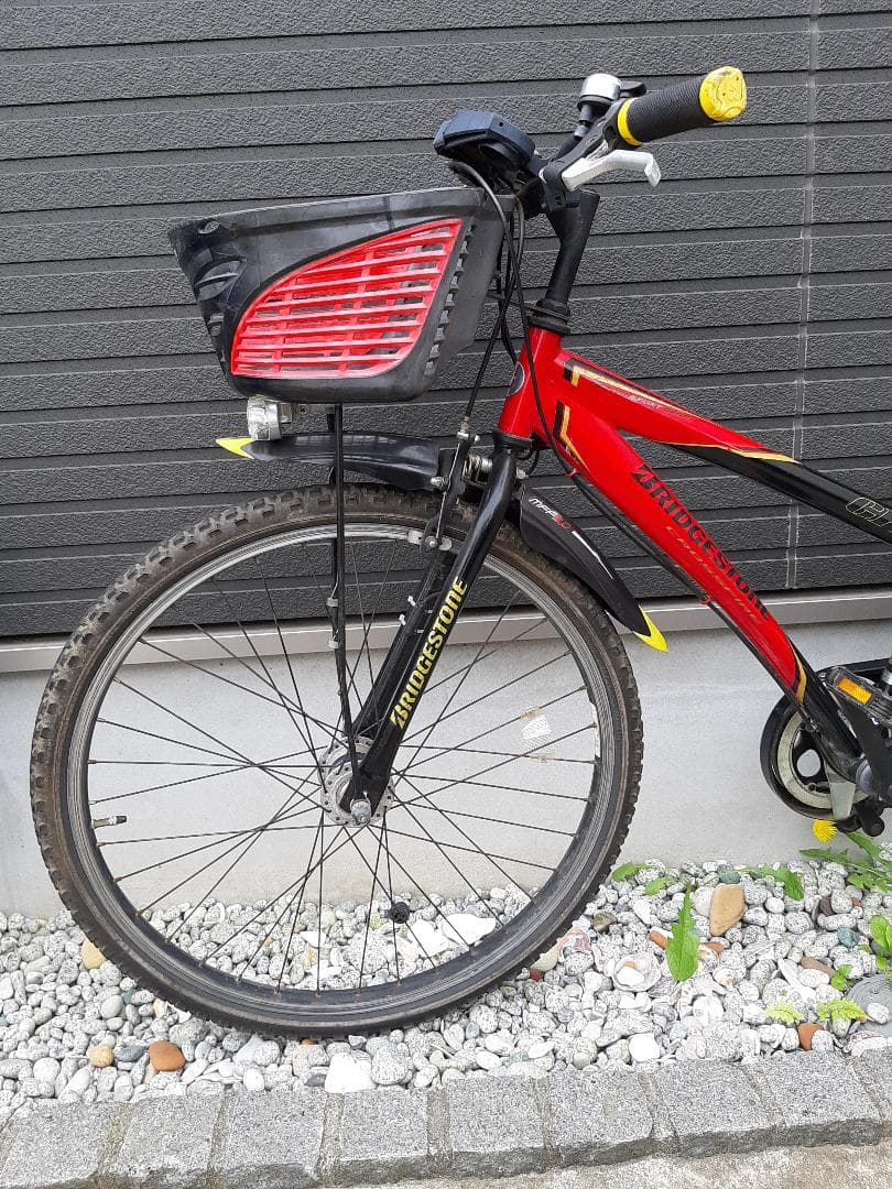 ブリヂストン ジュニア自転車 レッド/ブラック