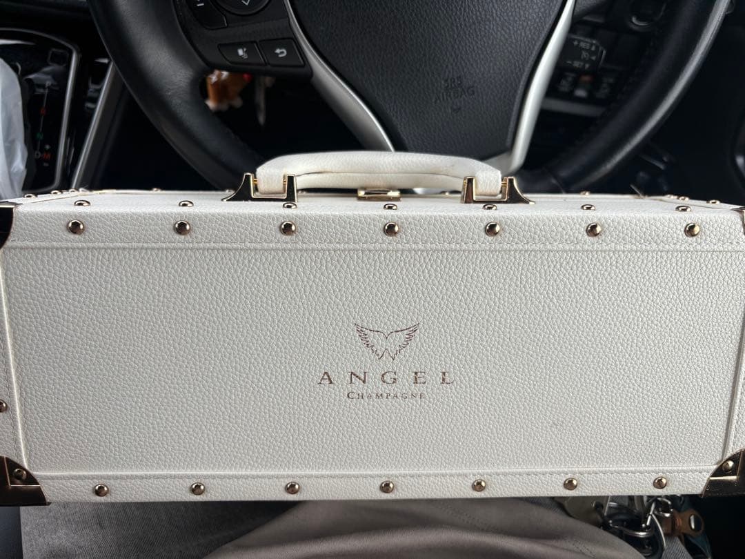 エンジェル シャンパン ロゼ ホワイト 750ml 1本 箱付き 新品 未開栓