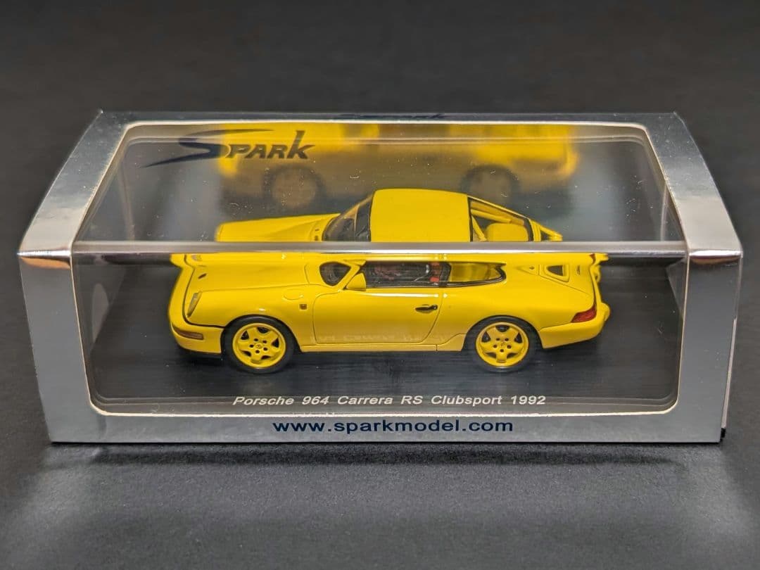 スパーク 1/43 ポルシェ 964 カレラ RS クラブスポーツ 1992