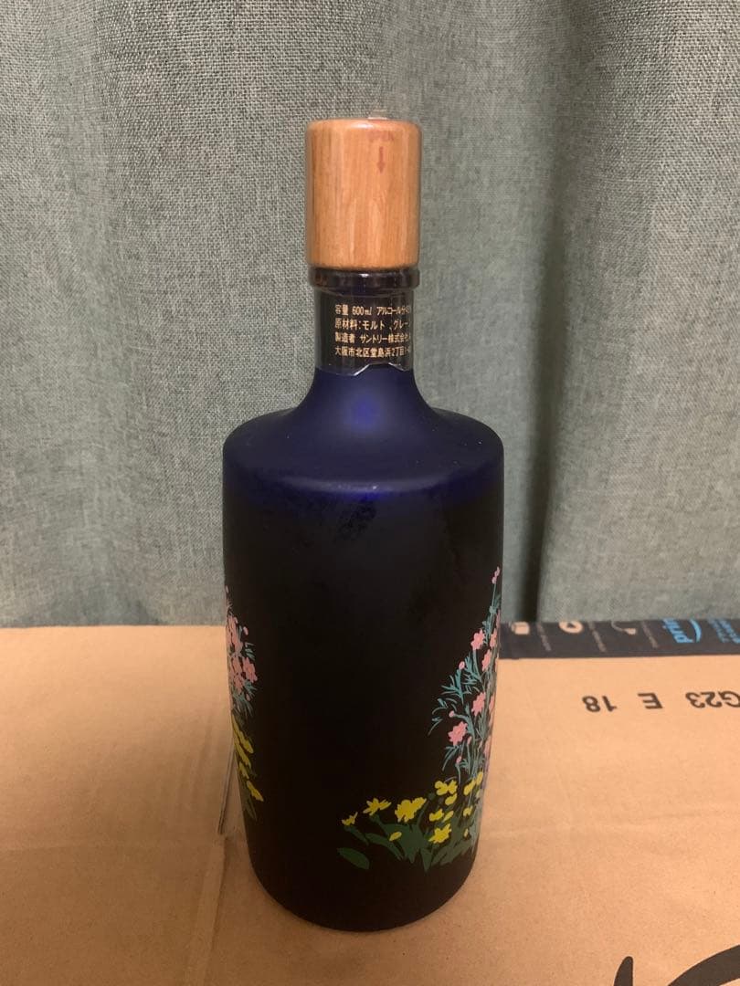 希少未開栓サントリー クレスト 12年 秋の花 限定ボトル