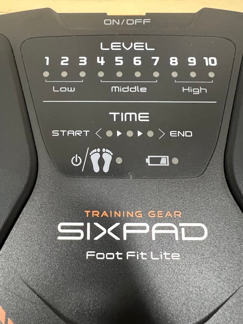 シックスパッドフットフィットライト SE-AH00A