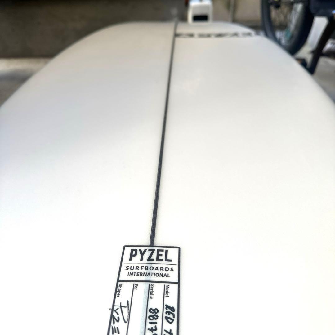 PYZEL RED TIGER XL 5'11 ショートボード　美品　手渡しのみ