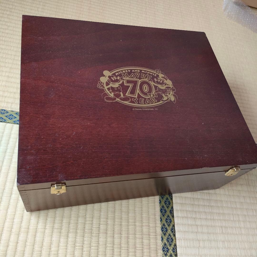ディズニー　70周年記念　シュタイフ　ミッキー　ミニー　未使用　シリアル未開封