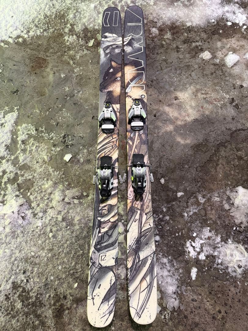 ARMADA JJ 2.0 スキー板