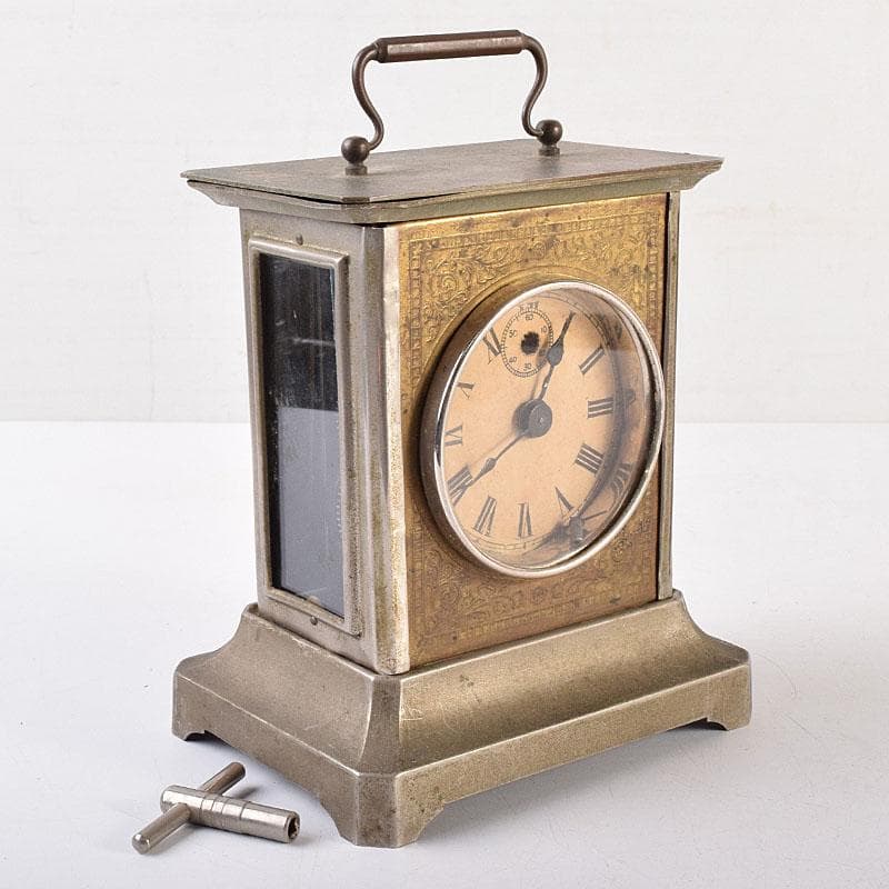 アンティーク　昭和レトロ　謙信洋行　置時計　ゼンマイ式　ジャンク品　VR8849