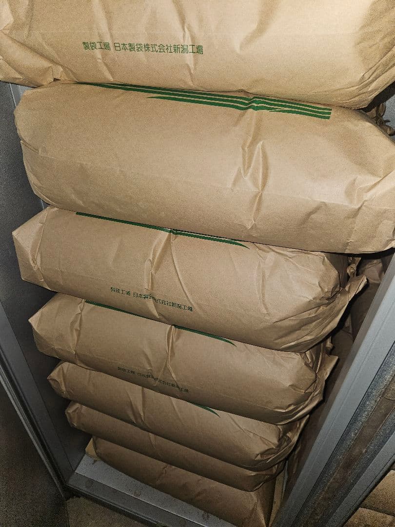 令和7年産　新米　新潟県長岡市産コシヒカリ 20kg 玄米