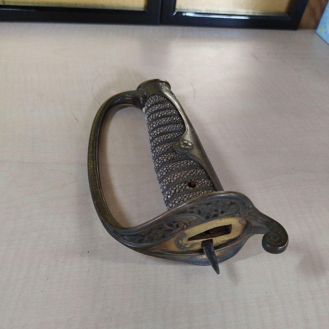 旧日本軍　サーベル　柄　鍔　貴重　戦争