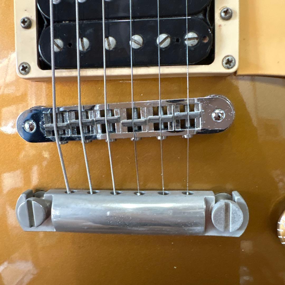 Gibson Les Paul Classic ゴールド