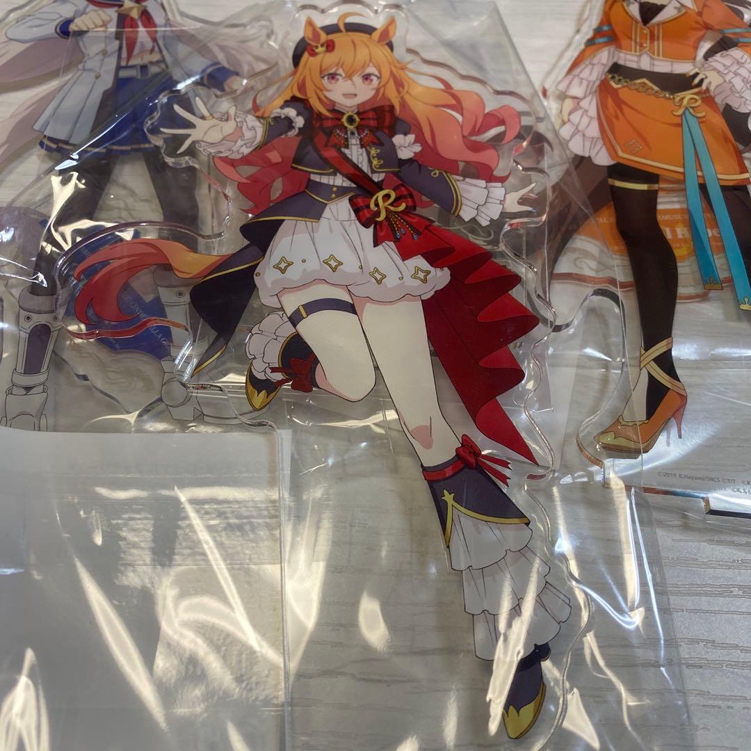 ロイヤルファミリー ウマ娘 アクリルスタンド ３点セット