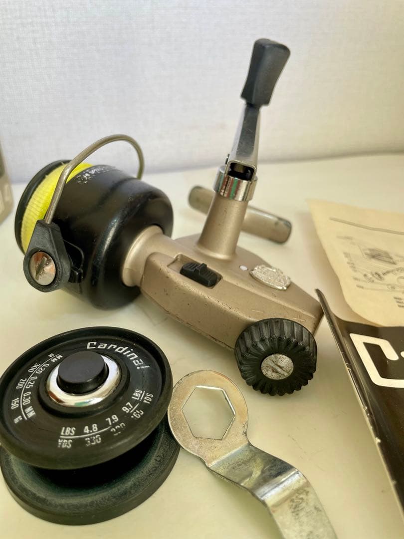 アブ　カーディナル4 替えスプール有り 箱、説明書等有り