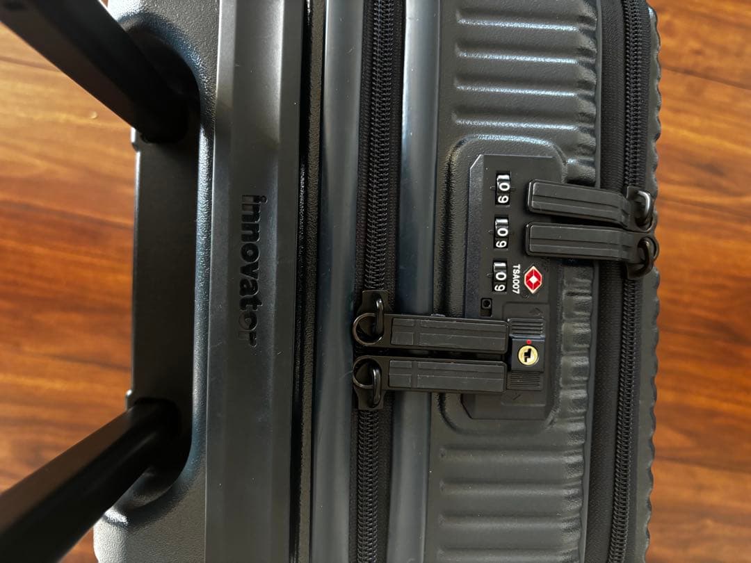 ピラ⭐︎イノベーターINV50 38L小型キャリーケース　スーツケース