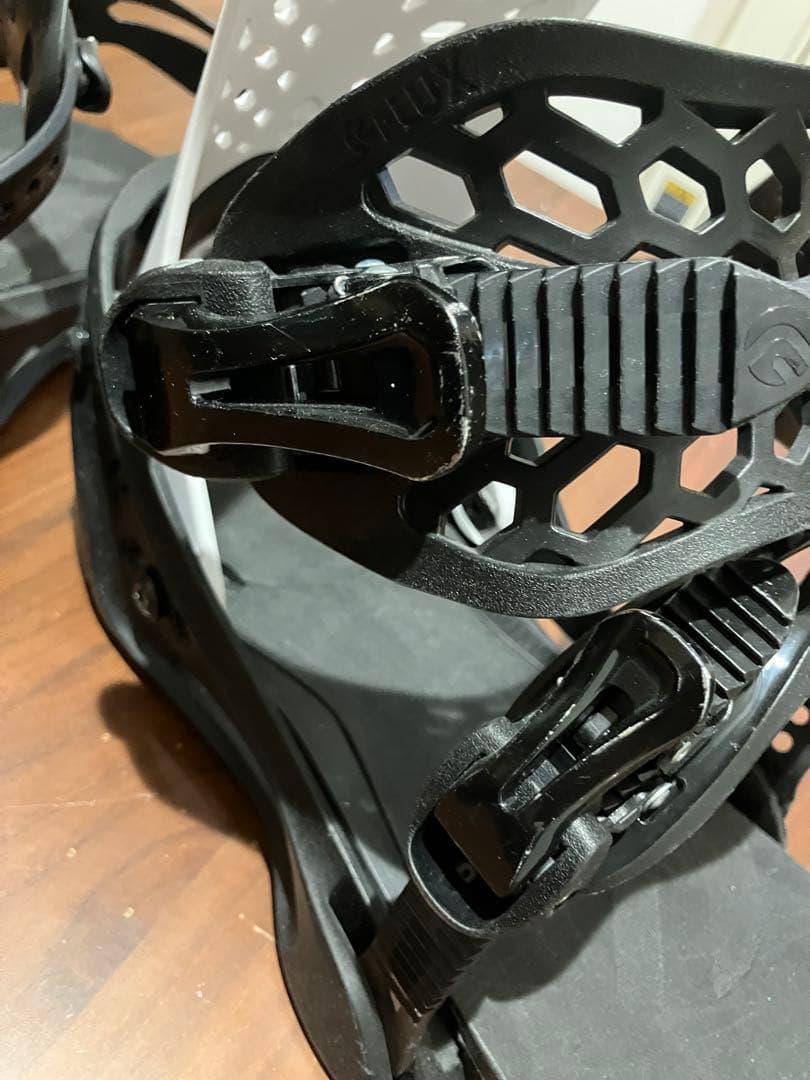 FLUXフラックス PR バインディング Mサイズ　スノーボード 25〜27.5