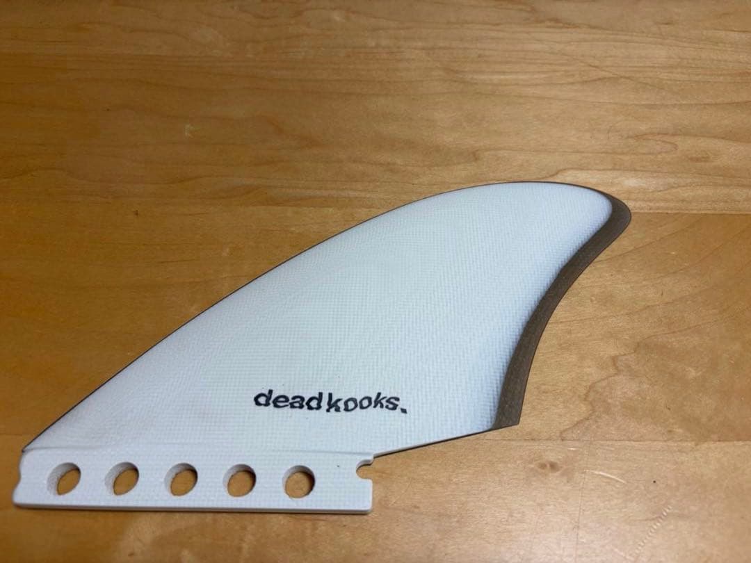 セラミックマン　deadkooks サーフボード　キールフィン 2枚セット