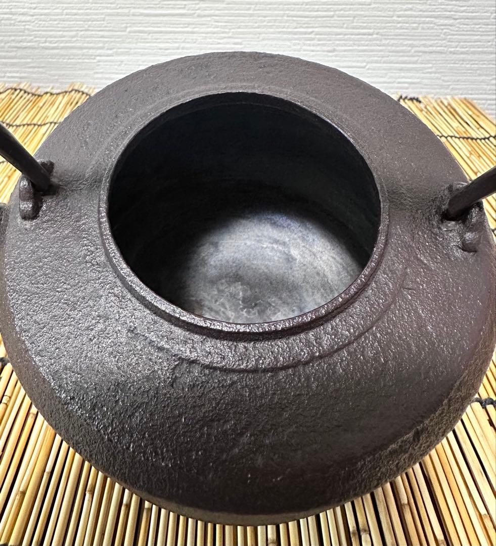 未使用、山形水沢 伝統工芸士 菊池 政光作 飾銅蓋 南部鉄瓶　南部鉄器　鉄瓶