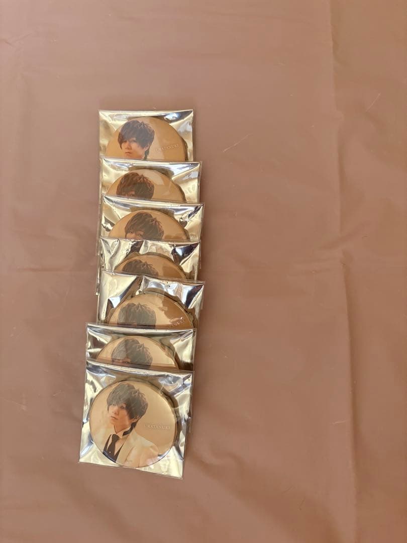 うらたぬき缶バッジ