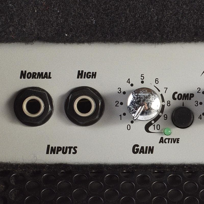 共和商会　Laney　RICHTER　RB2　ベース用アンプ　C　R7373B