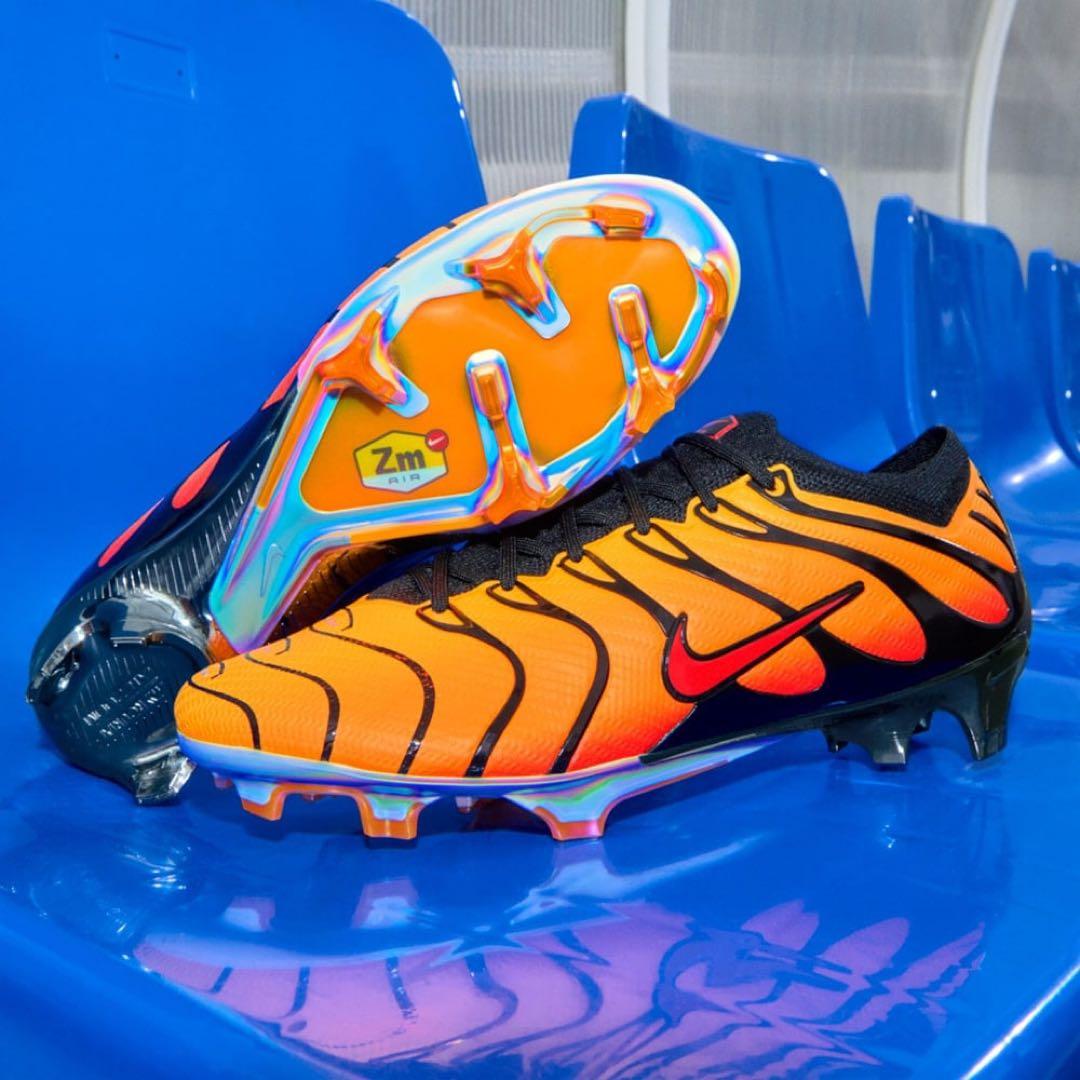 MERCURIAL VAPOR 15 PLUS マーキュリアル ヴェイパー