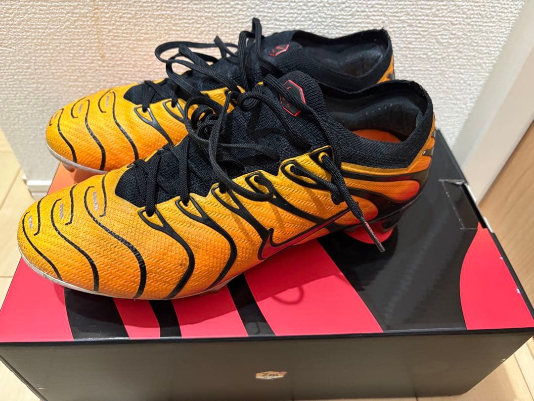 MERCURIAL VAPOR 15 PLUS マーキュリアル ヴェイパー