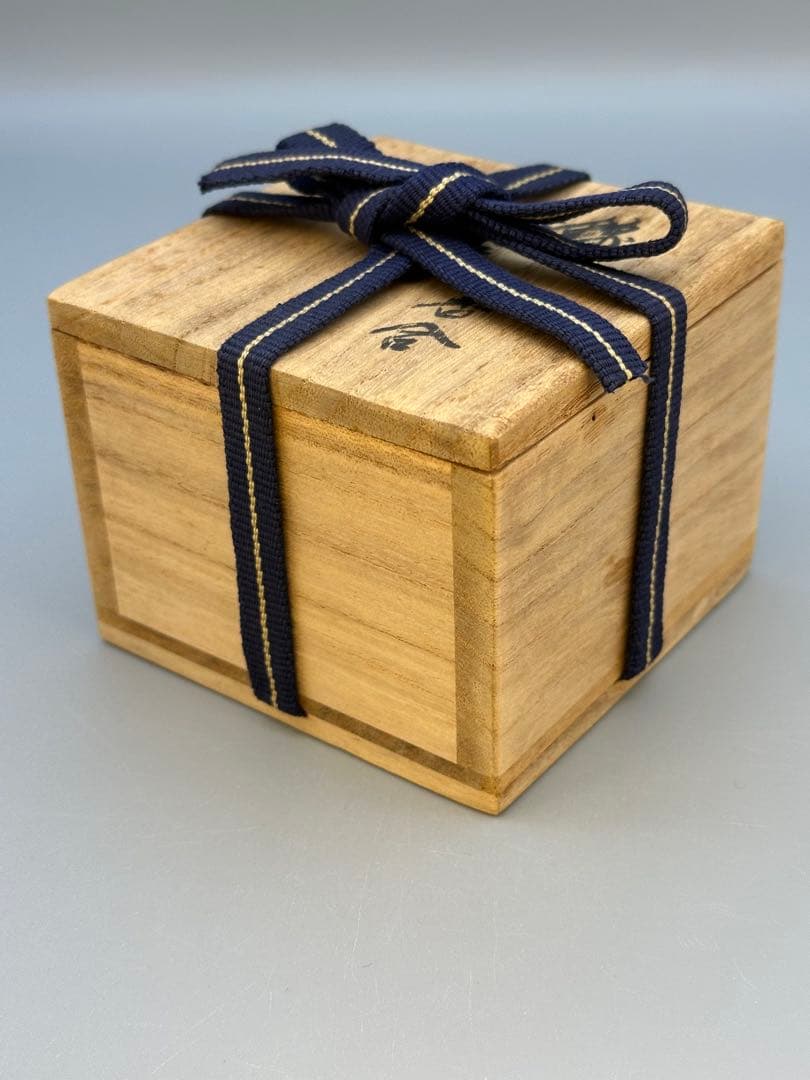 茶道具　香合　柿右衛門　錦牡丹