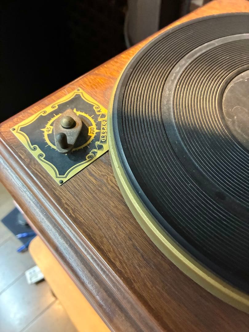 S*n様 蓄音機 アンティーク グラモフォン 木製 大型ホーン 針無し