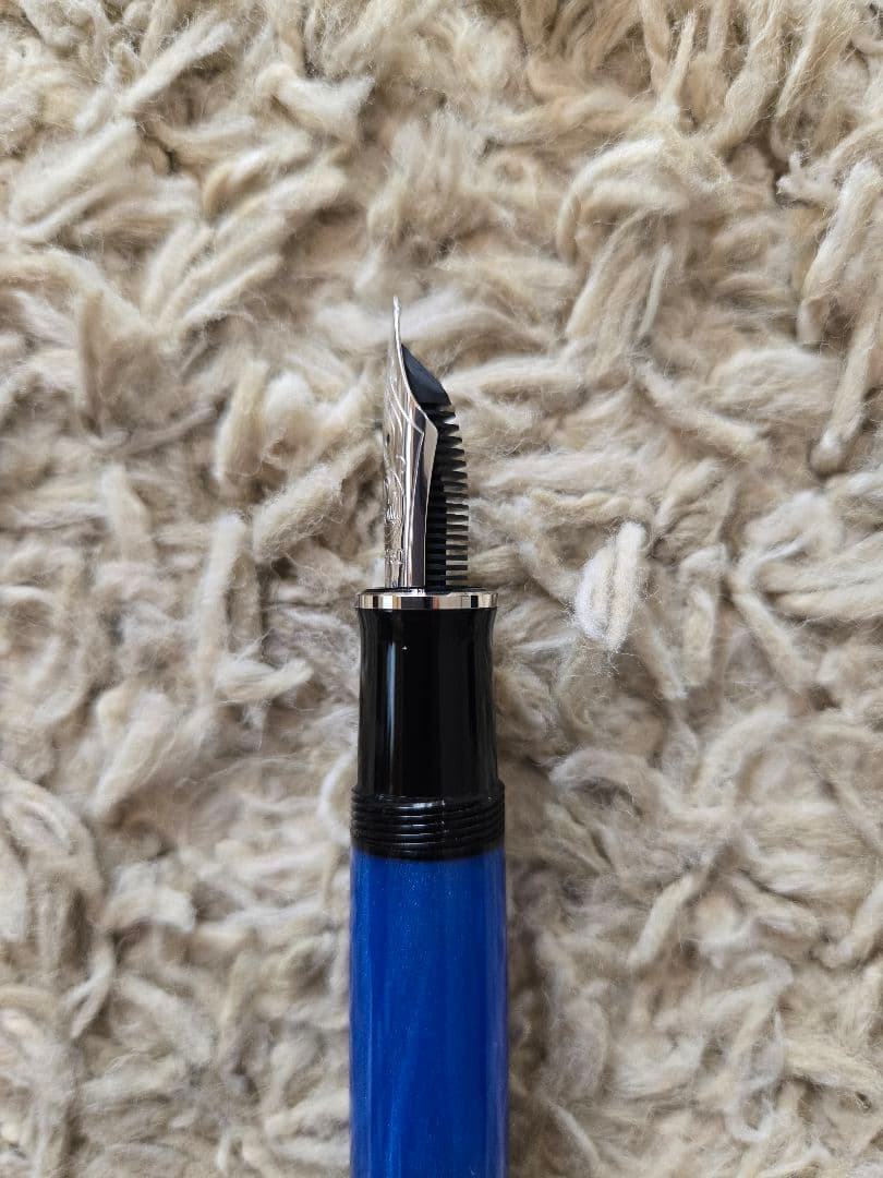 ペリカン　万年筆　ブルーデューン　m805