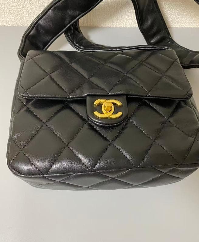 CHANEL マトラッセ フラップバッグ ブラック