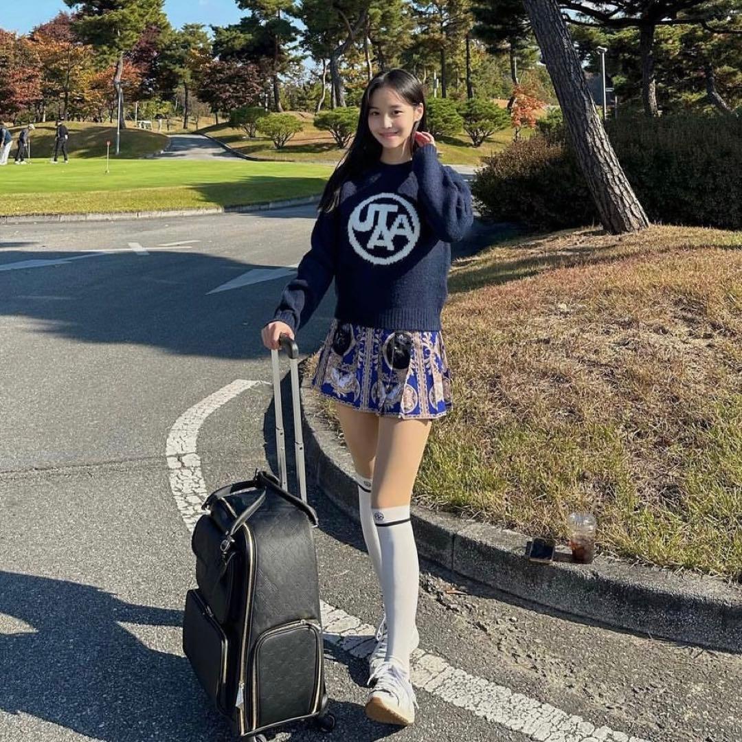 新品未使用 UTAA ユタ レディース ニット セーター Sサイズ