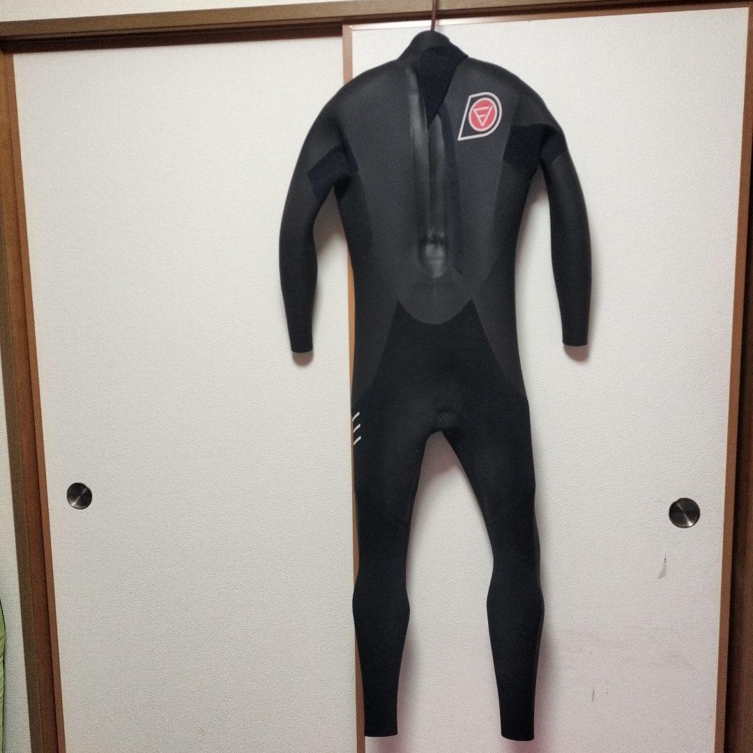 美品DOVEウエットスーツ